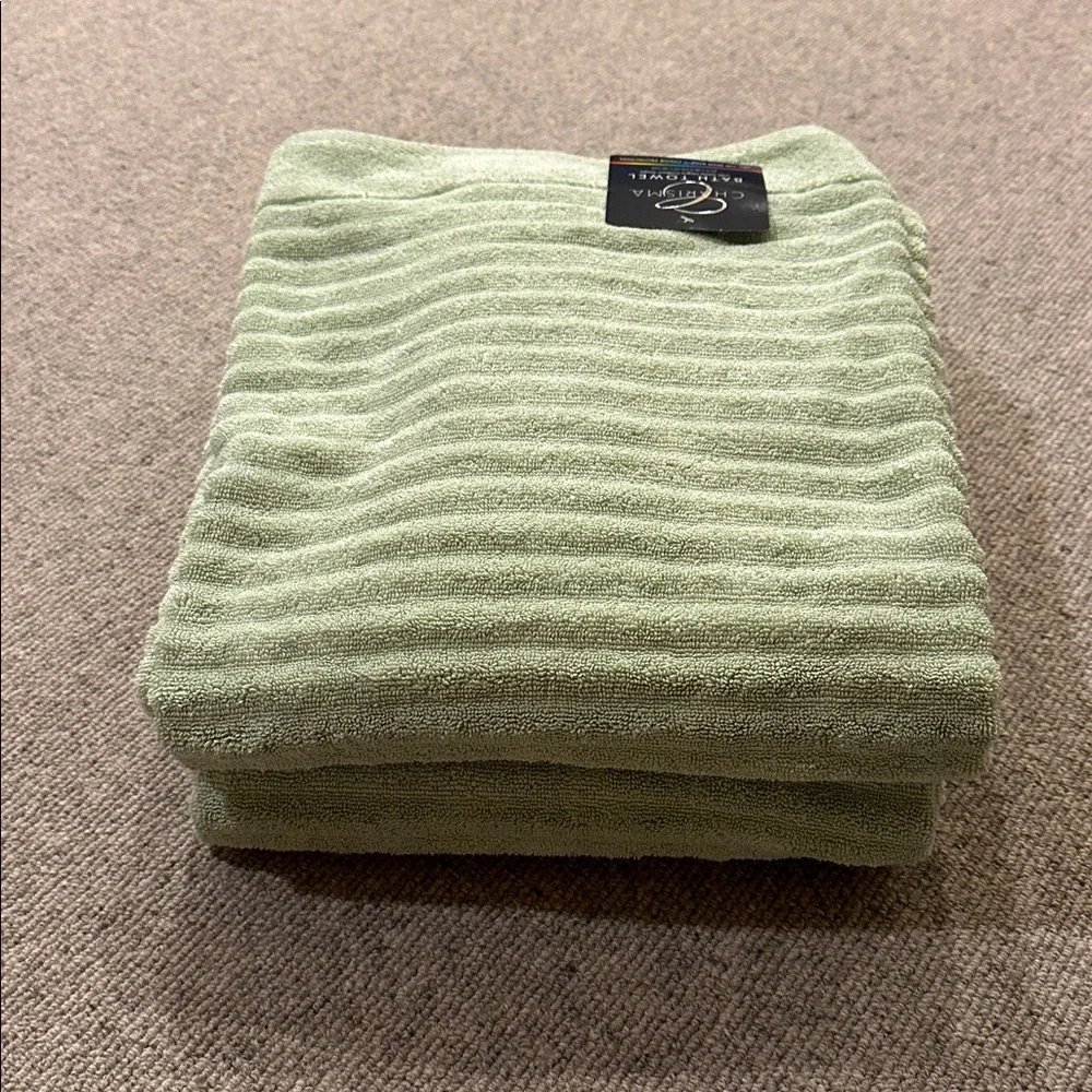 NWT🛁CHARISMA SET OF 2 JADE BATH TOWELS 100% HYGRO COTTON LOOPS-  30 x 58 INCHES